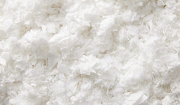 SOILTEX: Mischung aus weißen Schnitzeln und weißen Fasern